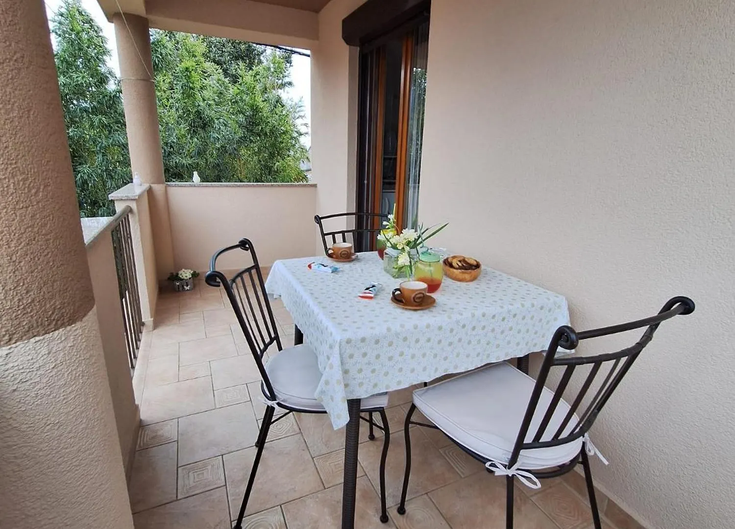 Apartmani Zara & Duje Bibinje 0*,
